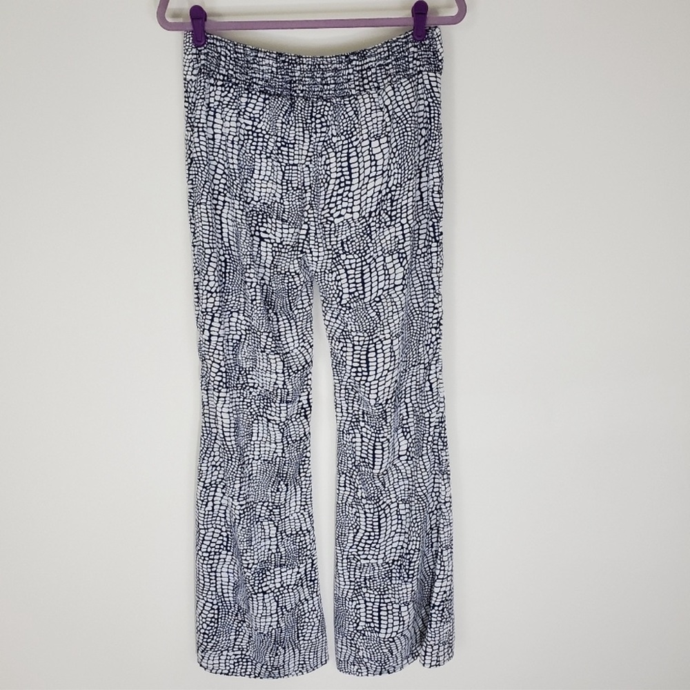 Eight Sixty Wide Flare Blue & White Bellbottom Pants New with Tags - Picture 4 of 12